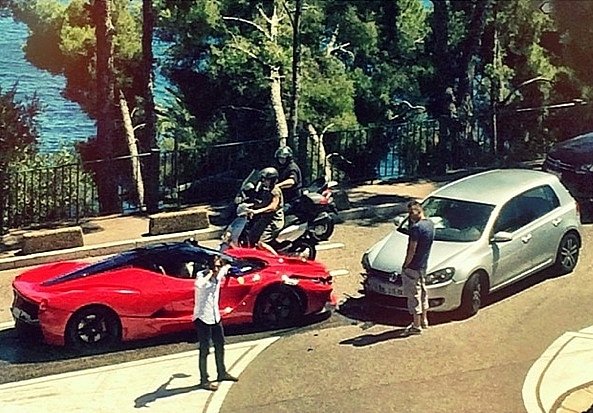 LaFerrari crash2