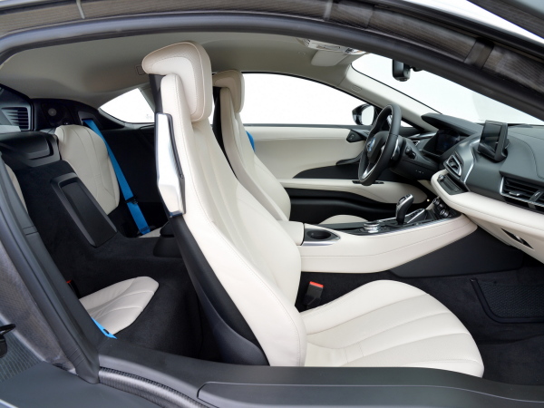 bmw_i8_11