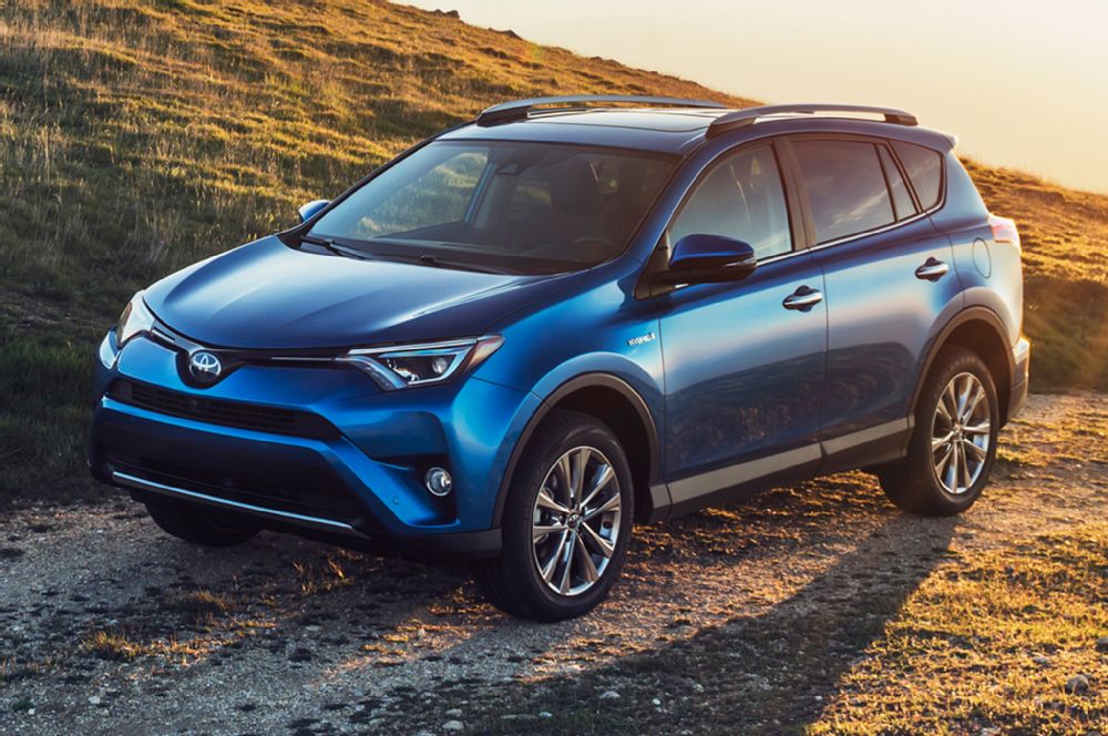 2016-toyota-rav4-1
