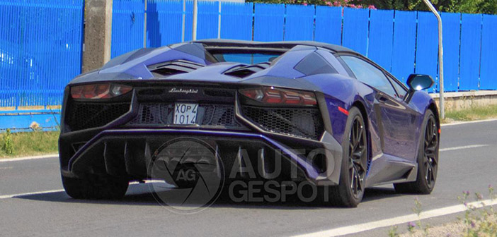 lamborghini-aventador-sv-roadster