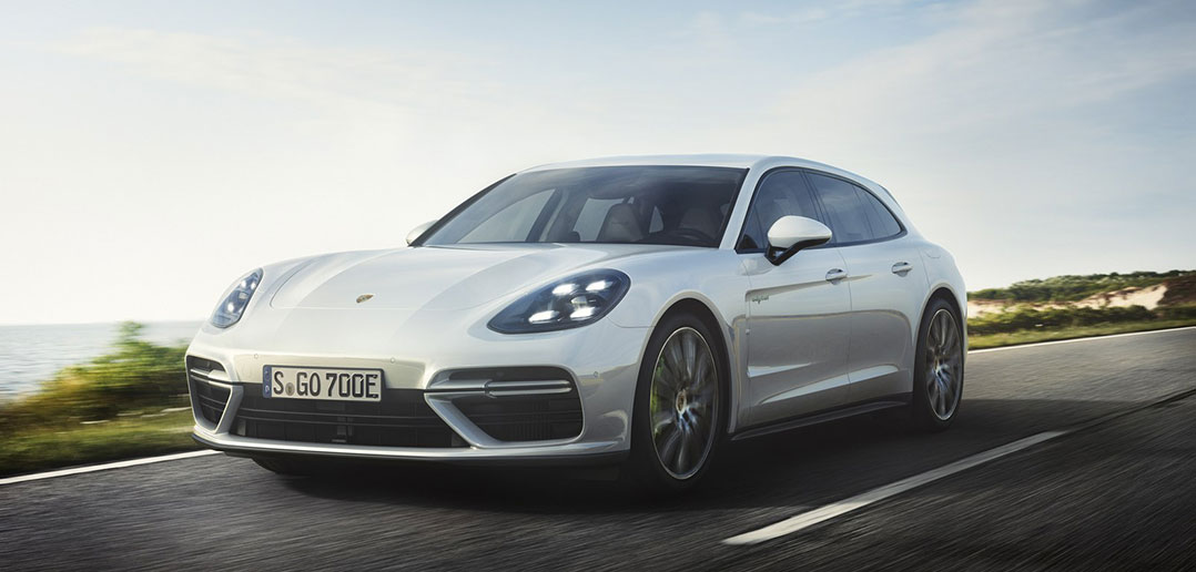 Porsche-Panamera-Turbo-S-E-Hybrid-Sport-Turismo