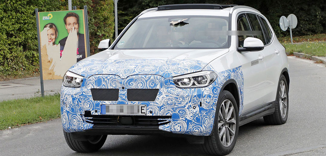BMW iX3