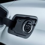 b2f87063-peugeot-3008-hybrid4-3