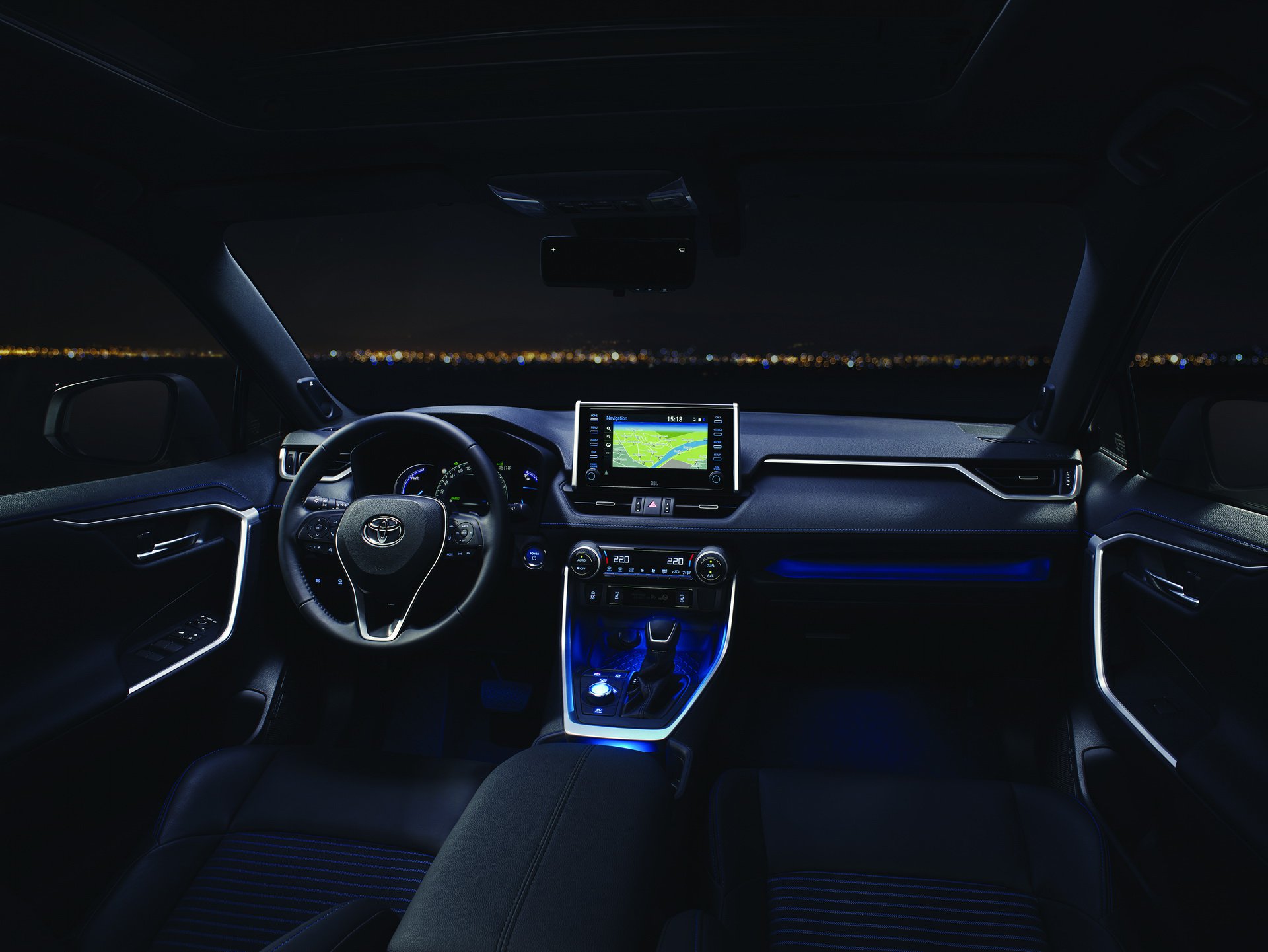 07104ffc-2019-toyota-rav4-hybrid-172