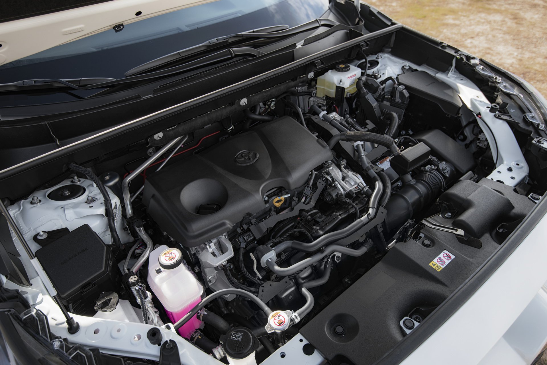 3190cba2-2019-toyota-rav4-hybrid-74