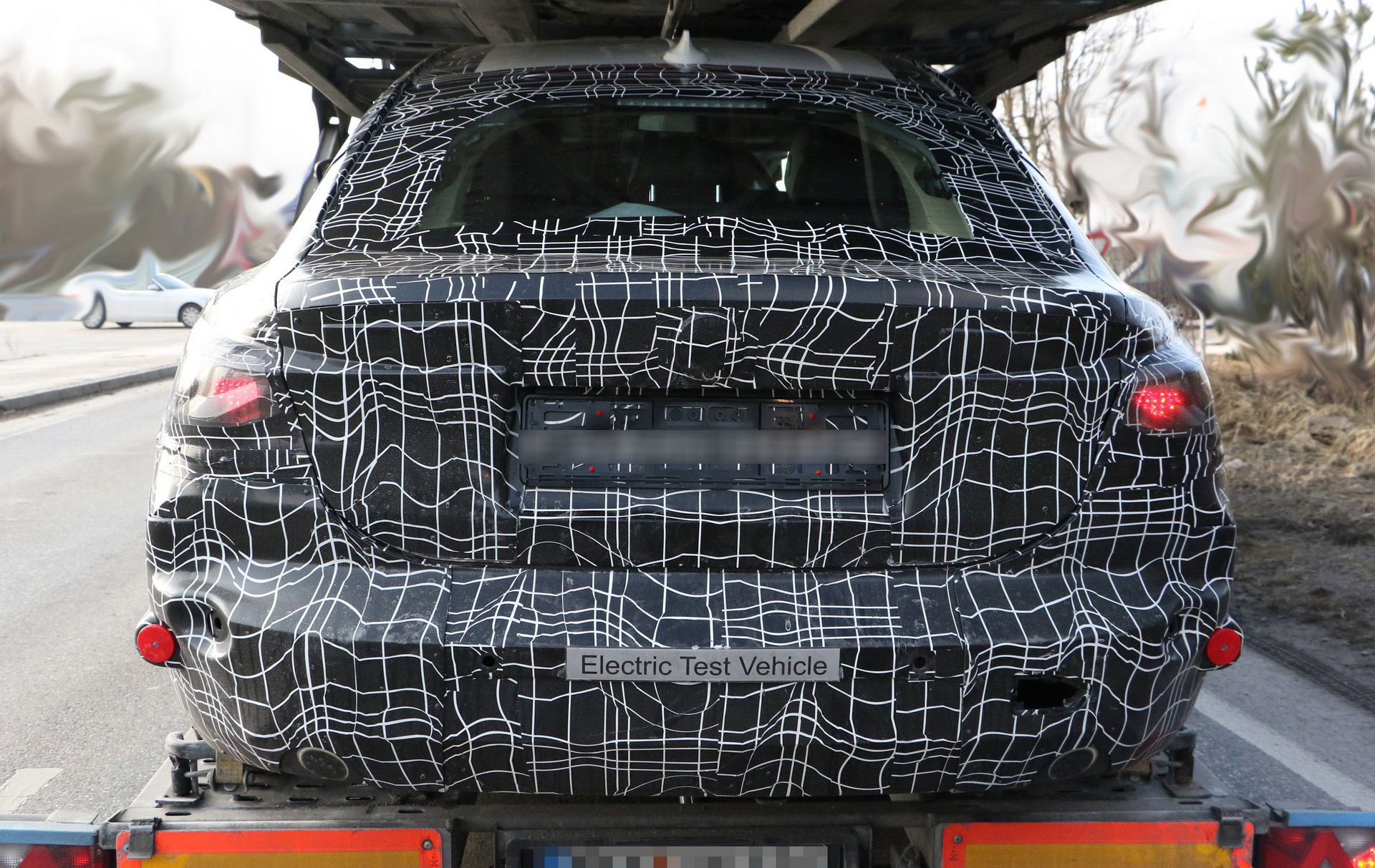 bmw-i4-4