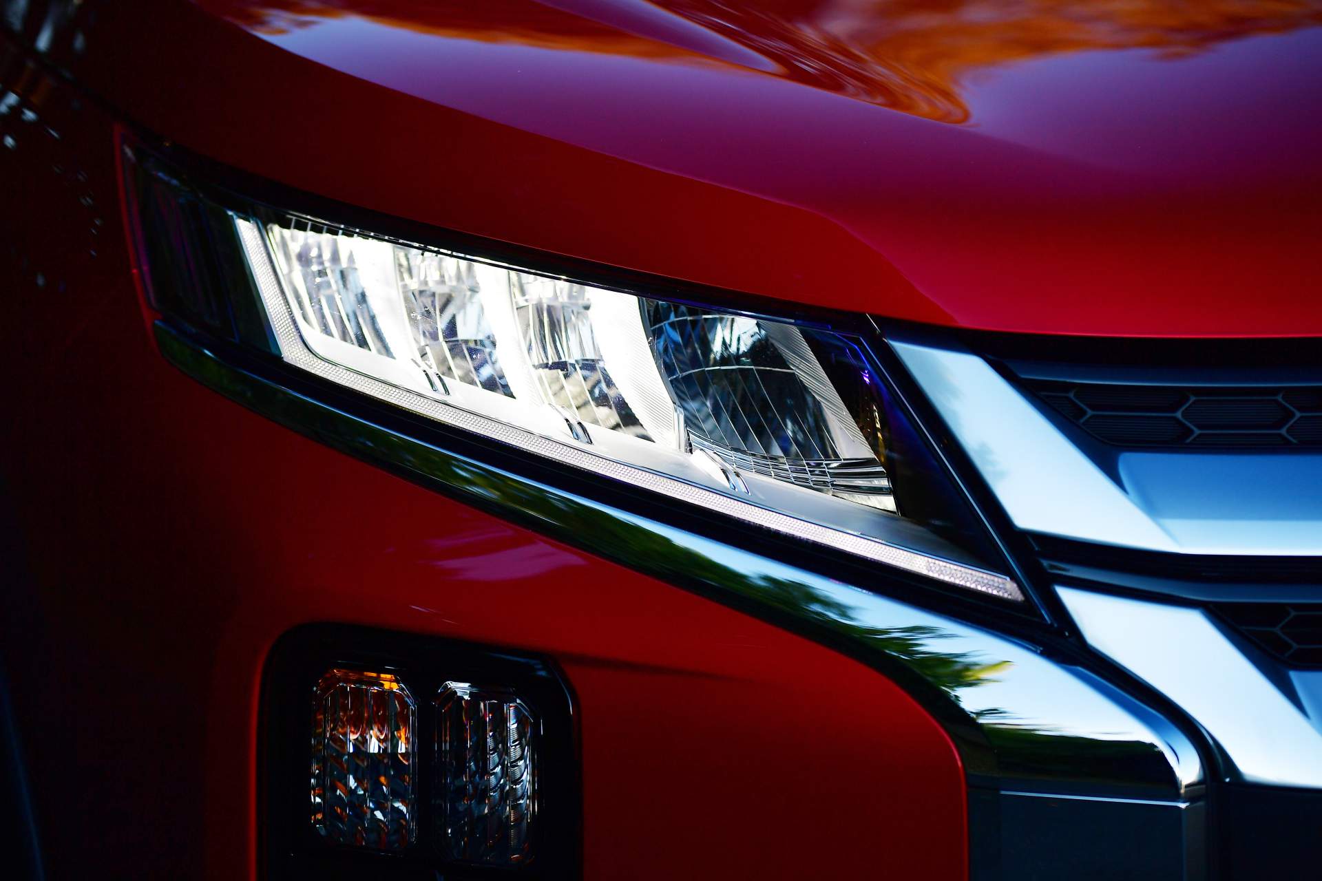 bac56e97-2020-mitsubishi-asx-9