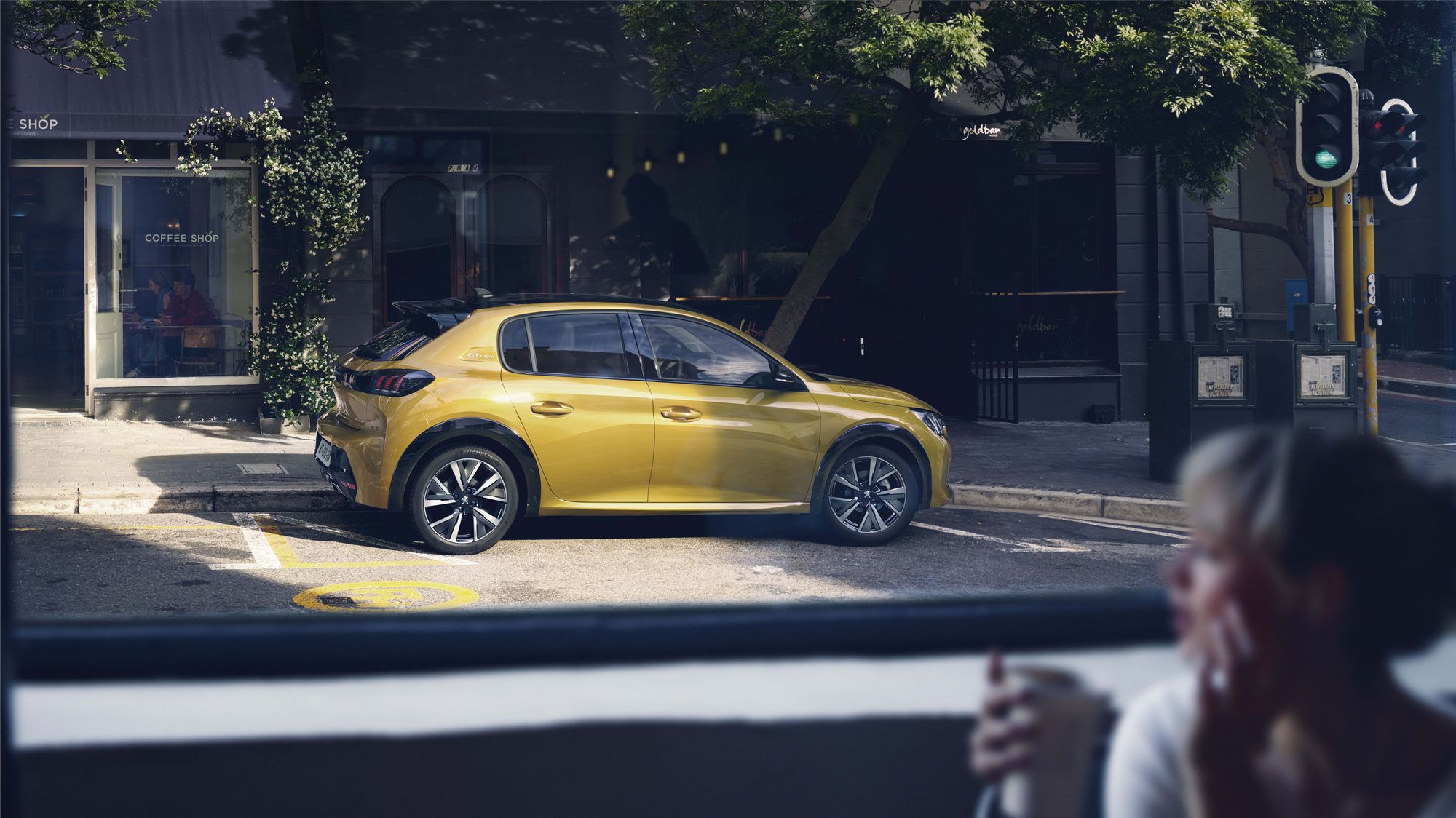 e91aae93-peugeot-208-3