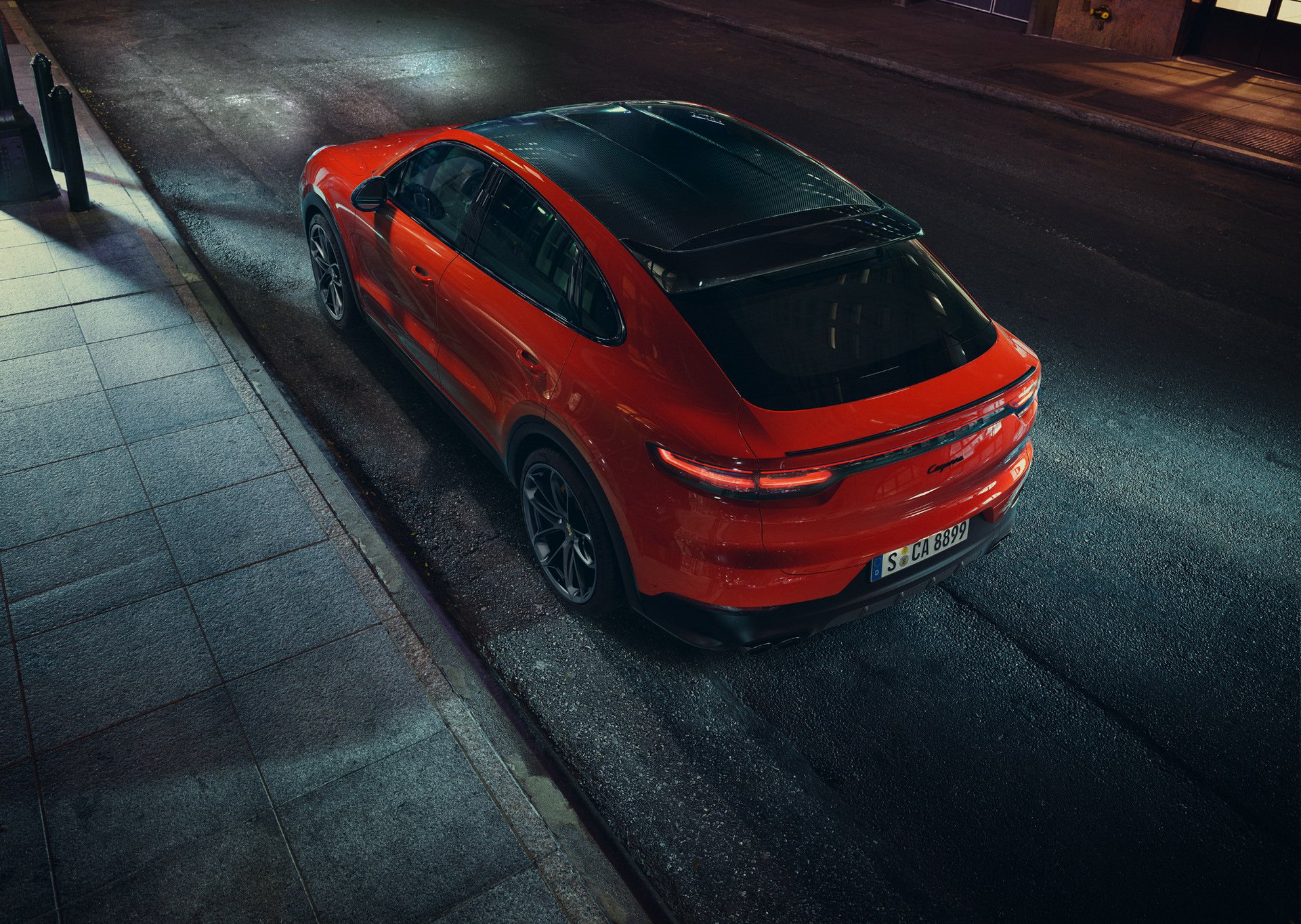 20d3f3fa-porsche-cayenne-coupe-3