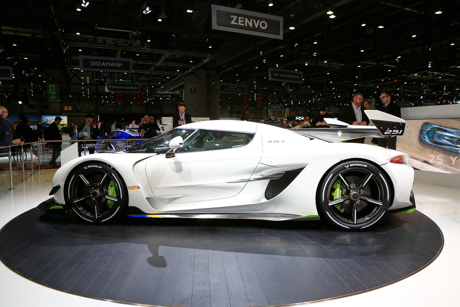 cdc3ac06-koenigsegg-jesko-sold-out-2