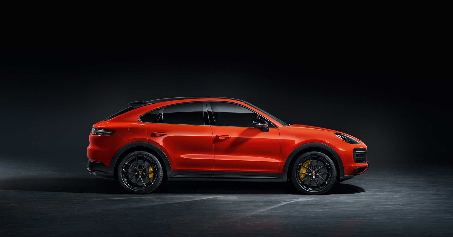 d9e9571f-porsche-cayenne-coupe-1