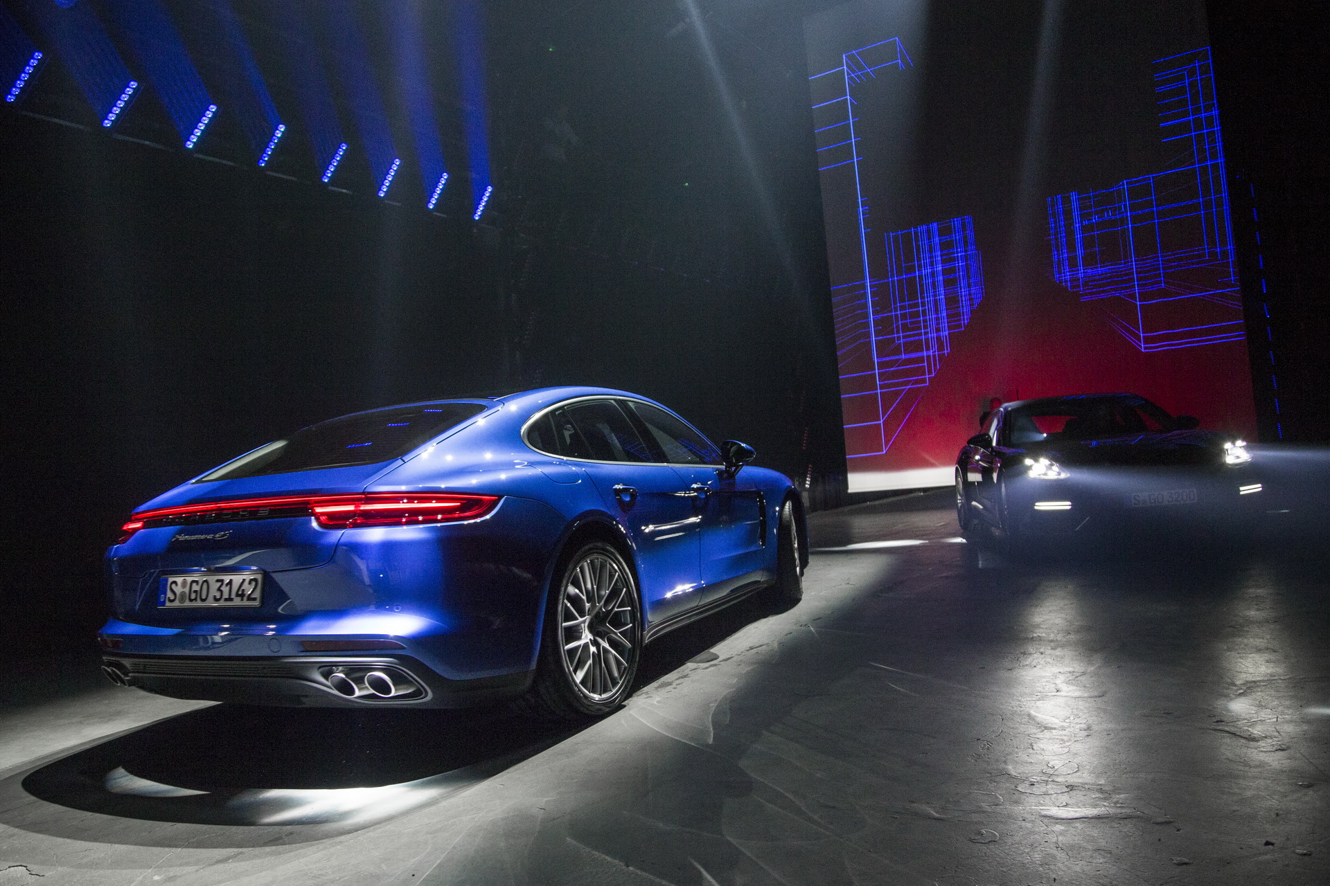 30773d69-porsche-panamera-10-year-anniversary-4