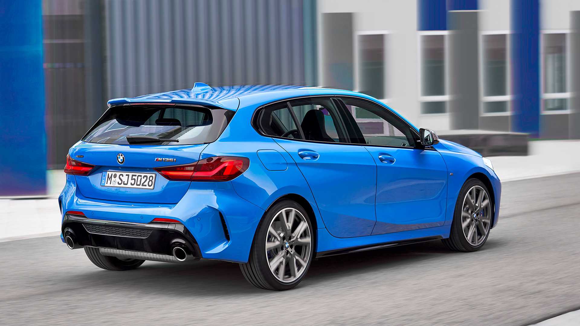 2a847c58-bmw-1-series-12