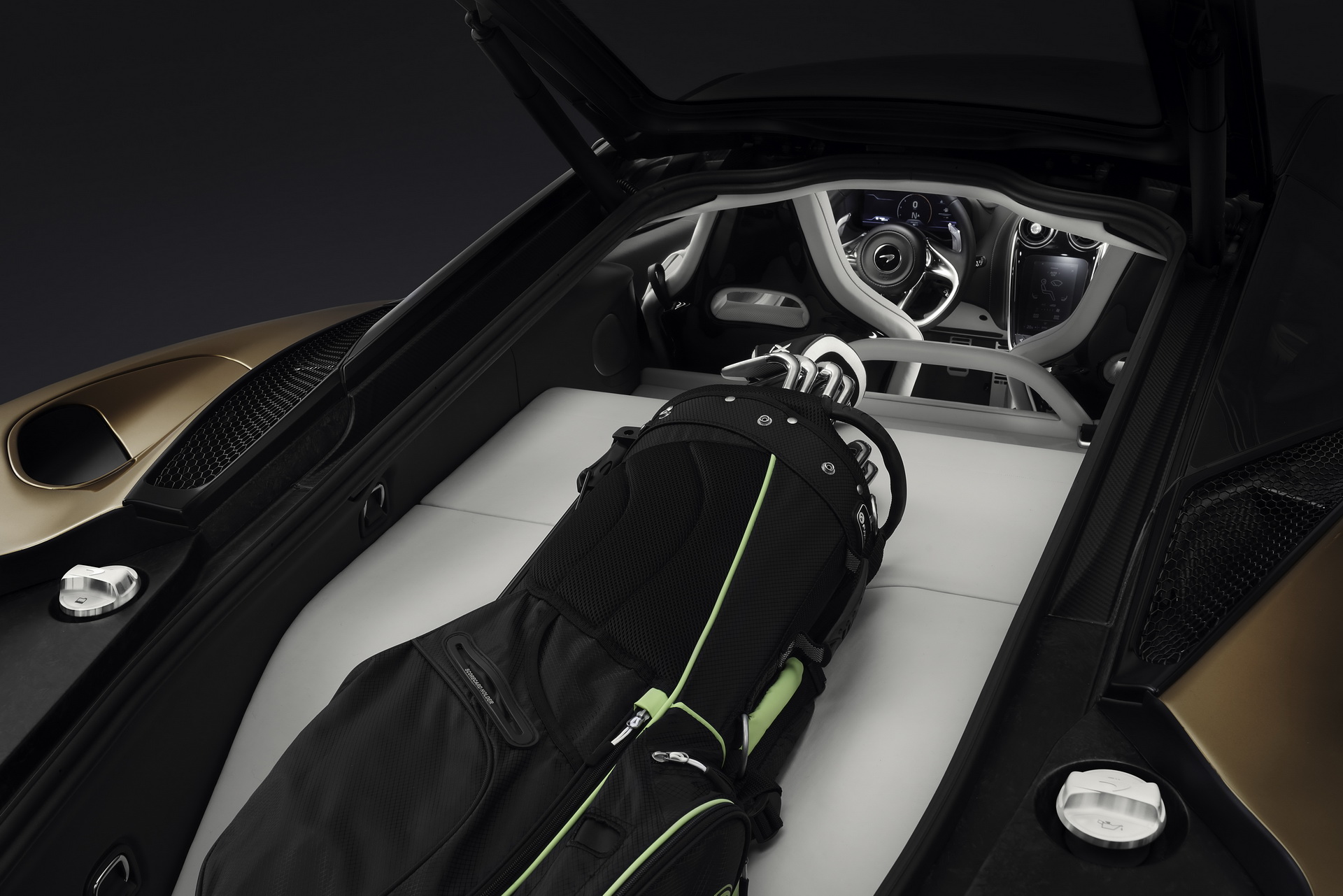 765f1f8d-2020-mclaren-gt-unveiled-official-15