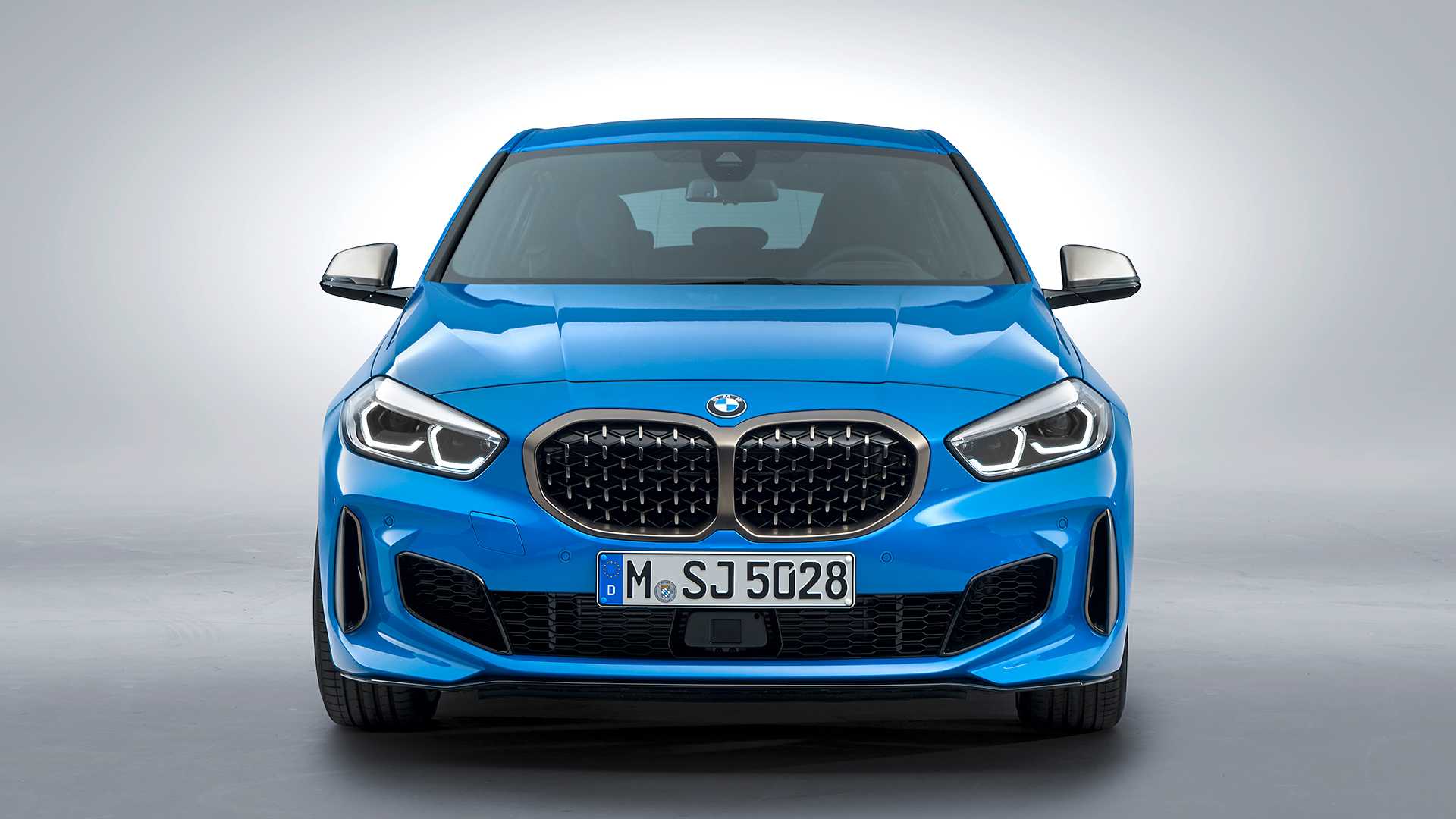c95df4c6-bmw-1-series-6