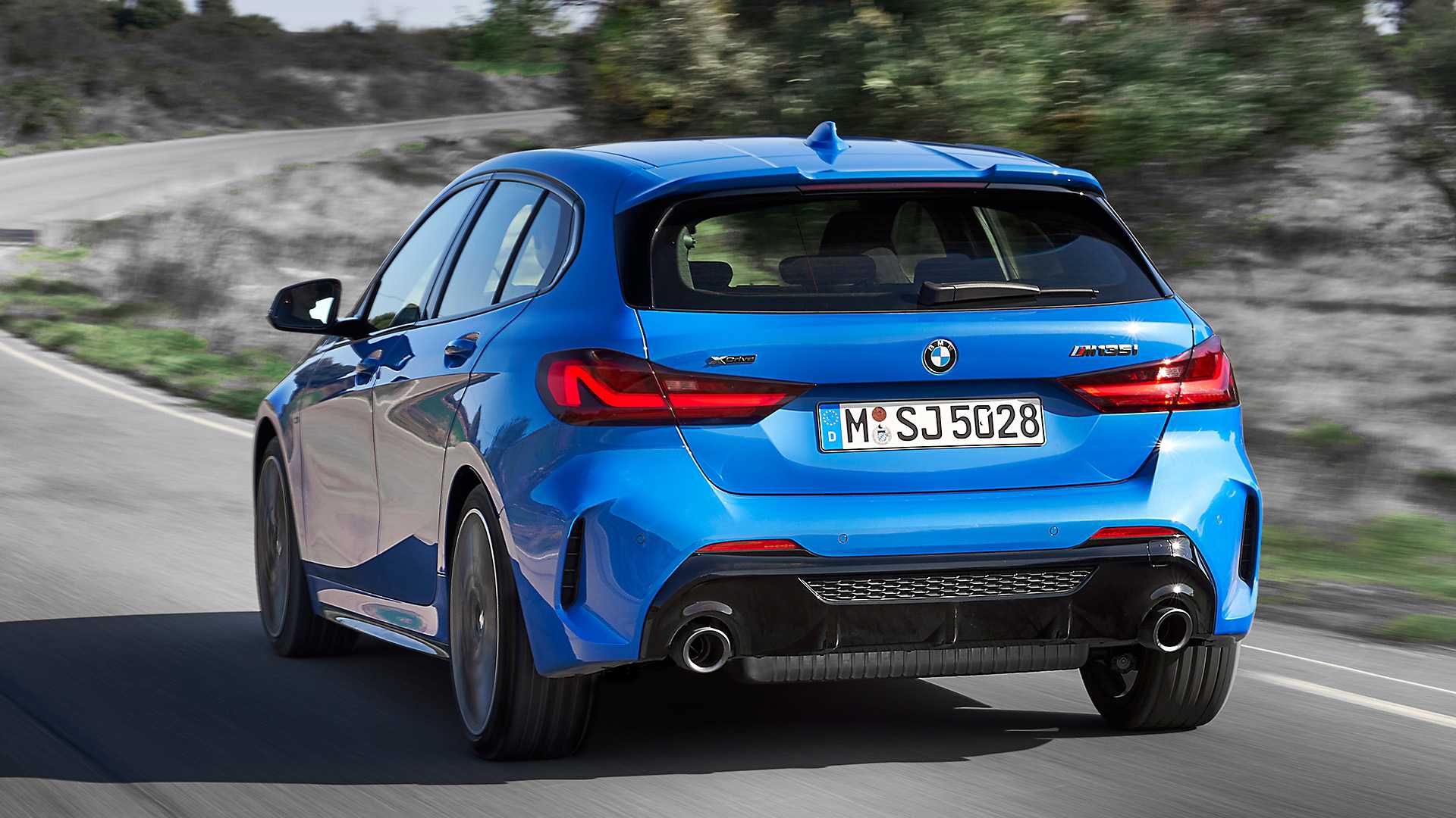 d3d59dde-bmw-1-series-14