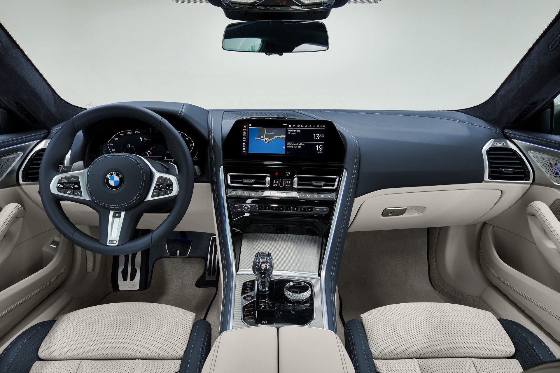 27c42de1-2020-bmw-8-series-gran-coupe-57