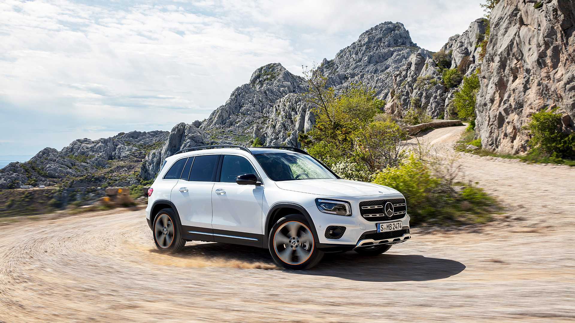 2e679def-mercedes-benz-glb-9
