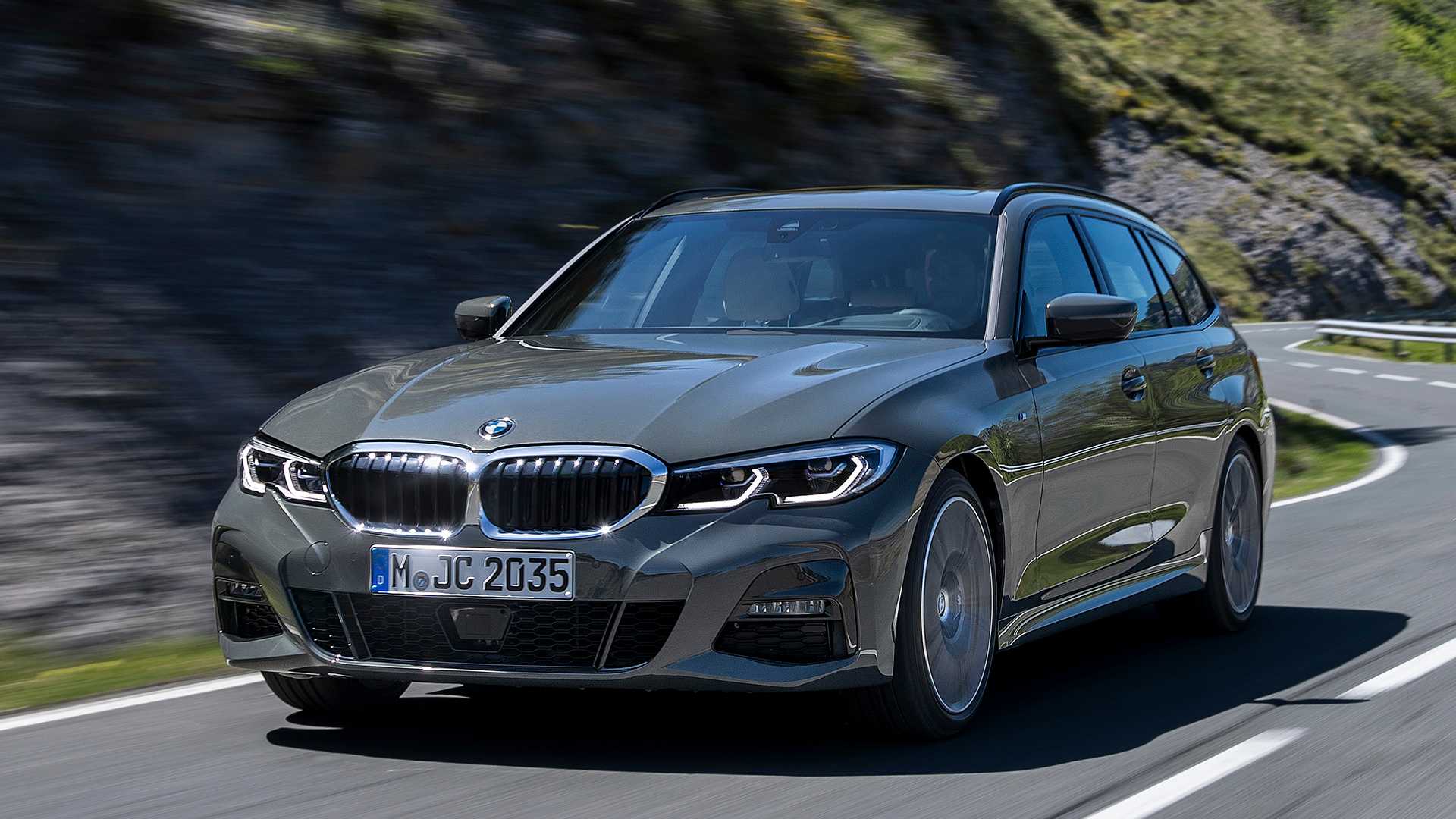 52b23bc1-bmw-3-series-touring-16