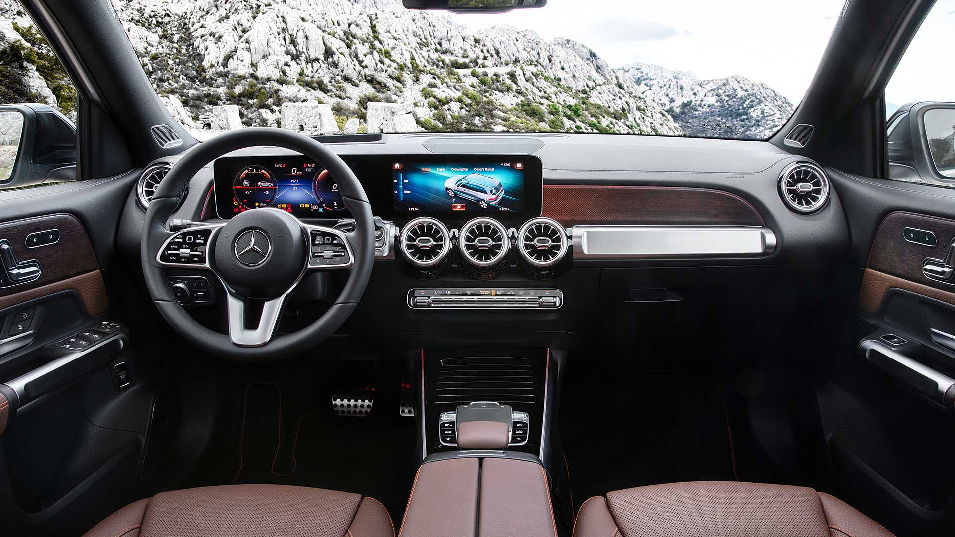 66b5d326-mercedes-benz-glb-3