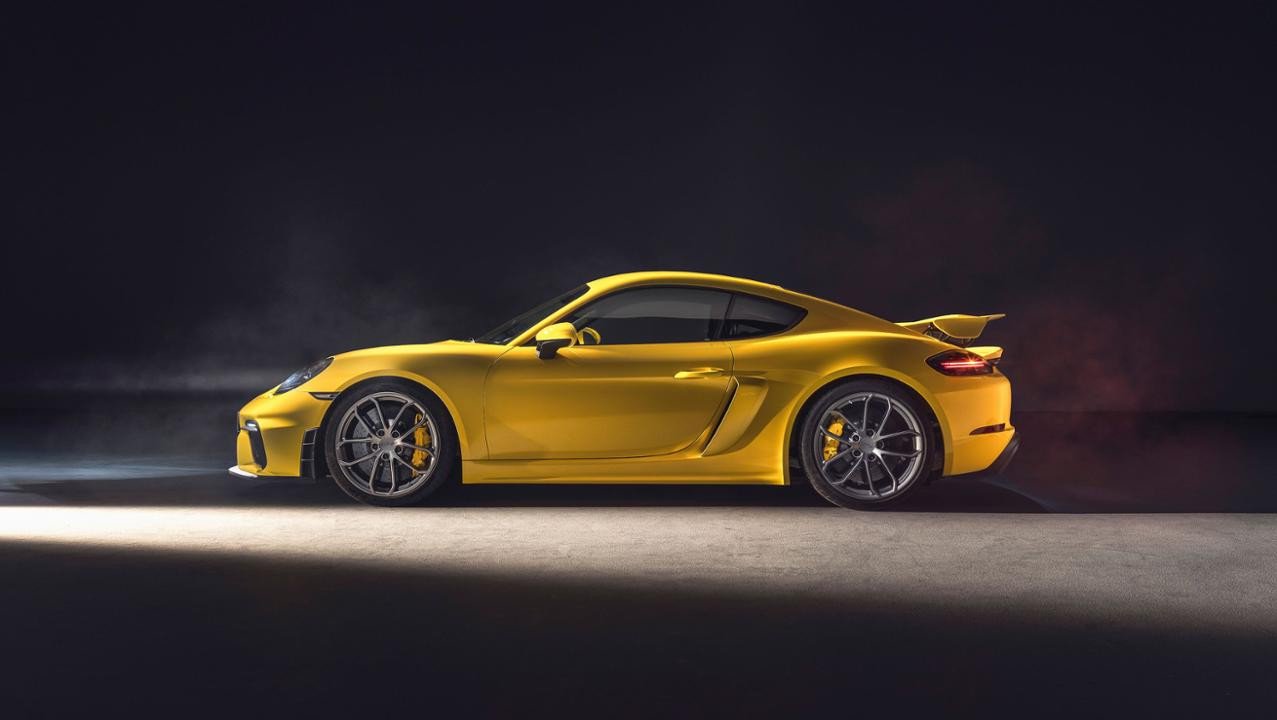 69bad05e-2020-porsche-cayman-gt4-8