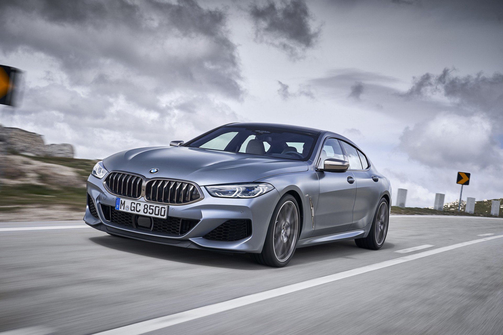 7588448b-2020-bmw-8-series-gran-coupe-5