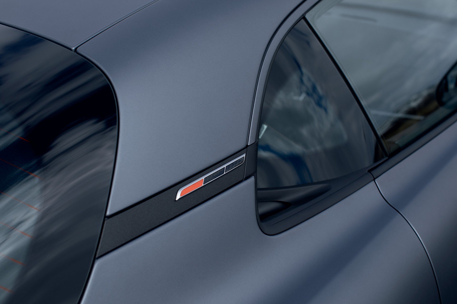 8accfd2f-2019-alpine-a110s-4