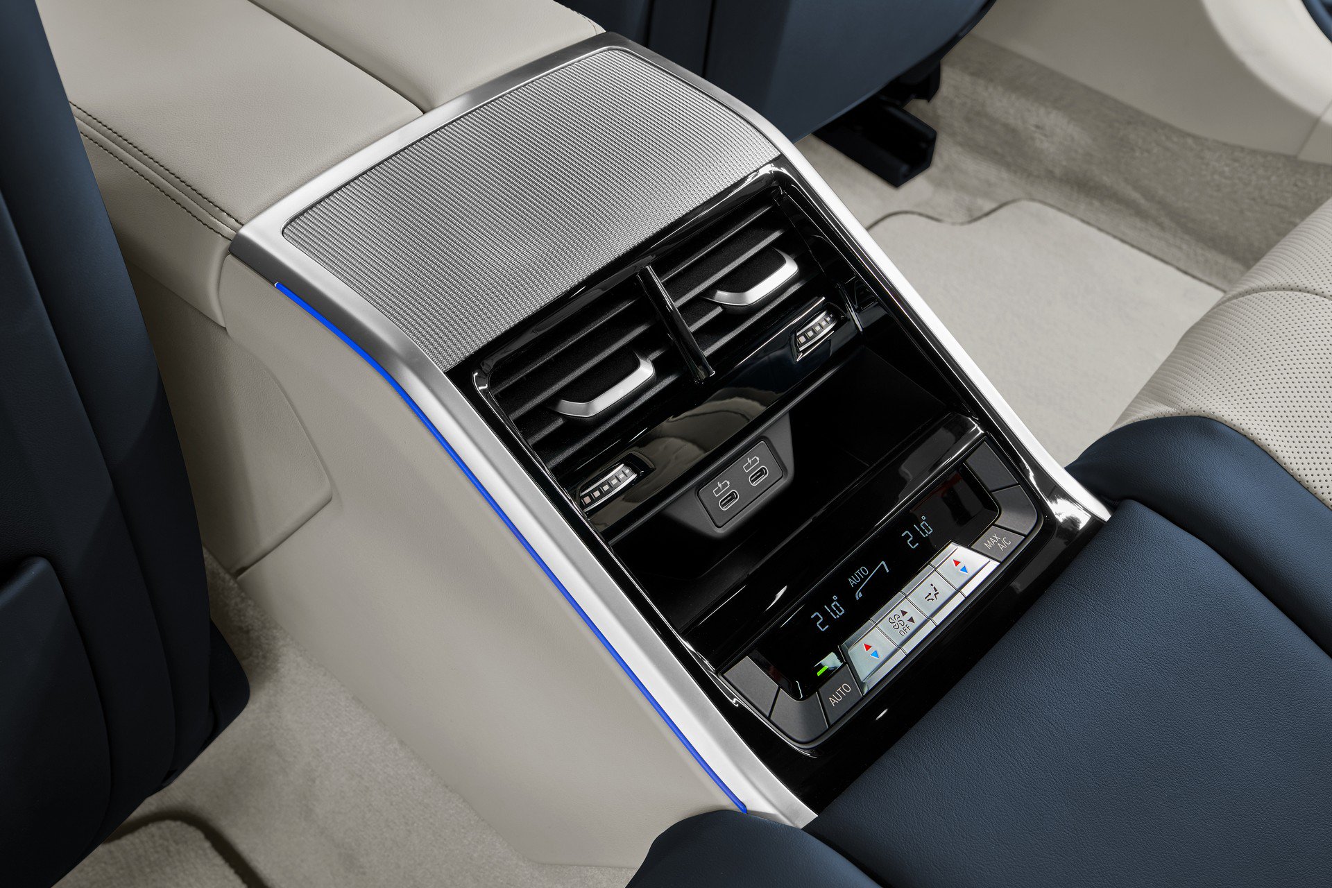 b13e38a9-2020-bmw-8-series-gran-coupe-72