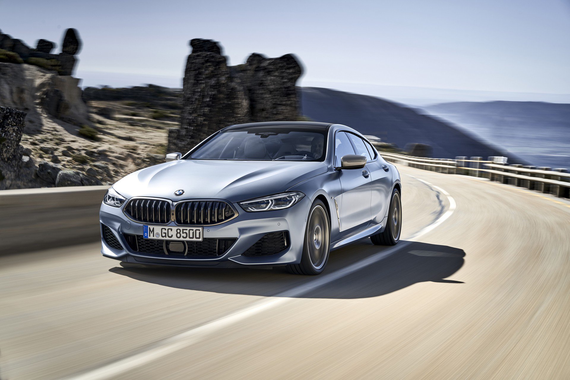 be05d2f5-2020-bmw-8-series-gran-coupe-15